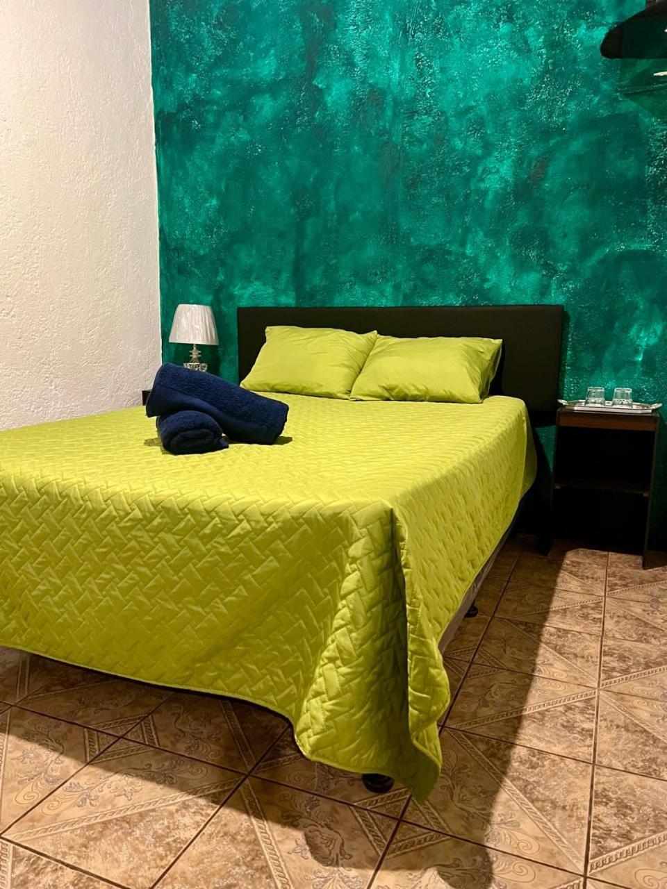 Wonderland Hostel أنتيغوا غواتيمالا المظهر الخارجي الصورة